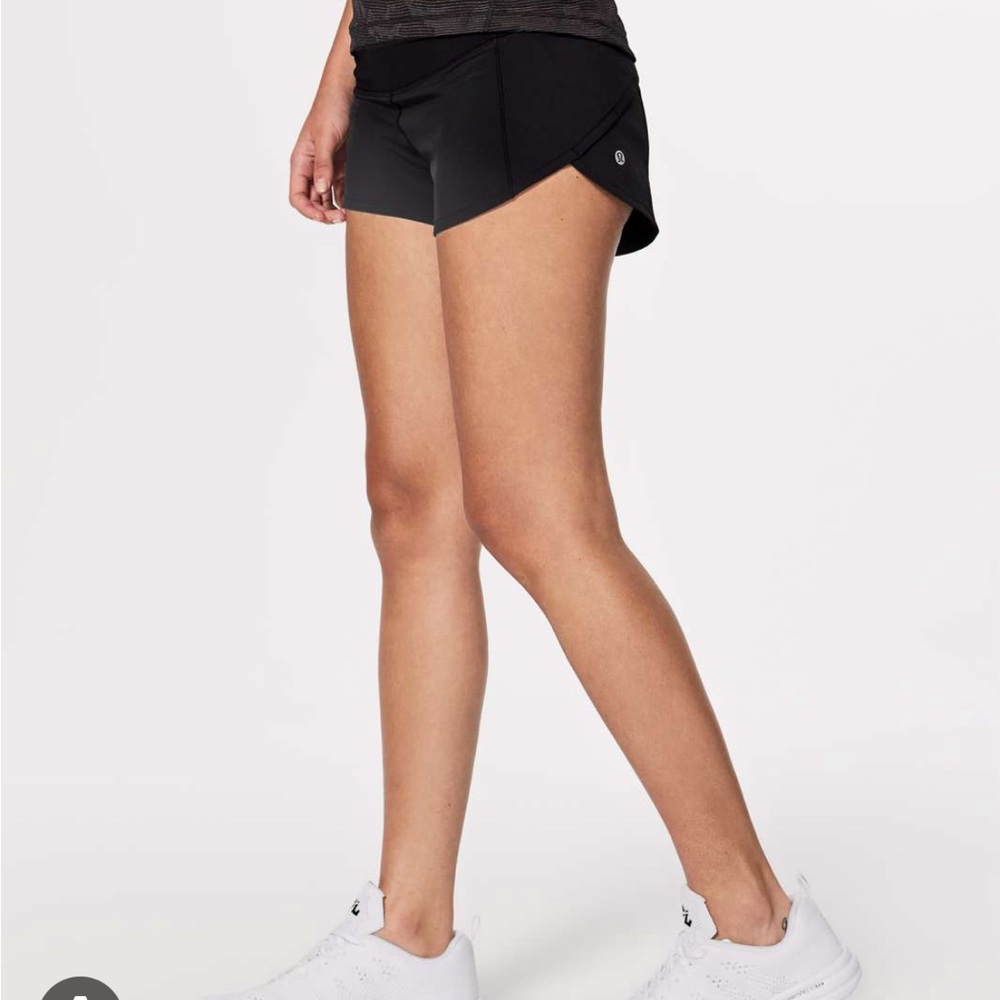 Lululemon black speed up shorts size 2